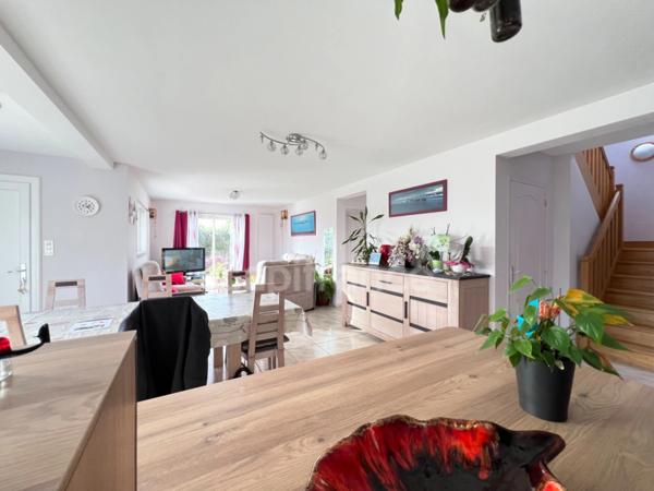 Maison adaptée PMR à vendre 6 chambres TRESSIGNAUX (22)