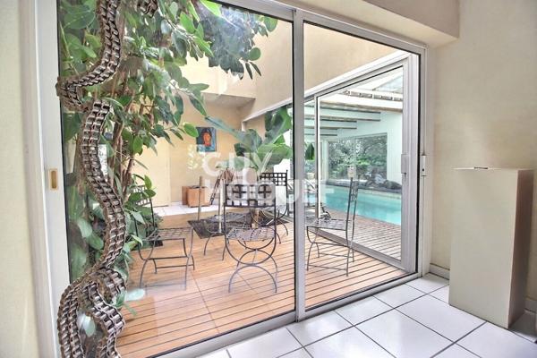 Demeure de prestige Tarascon 10 pièces 242.71 m2