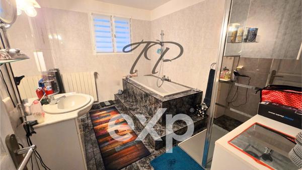 VILLA T5 SUR HAUTEUR DE PORTIRAGNE