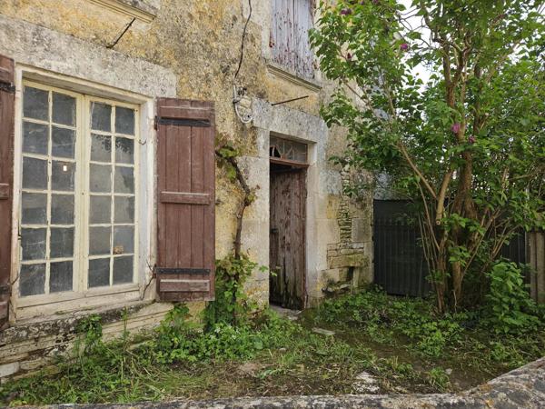 Vente Maison 2 pièces 88 m2 à Saint-Hilaire-la-Palud
