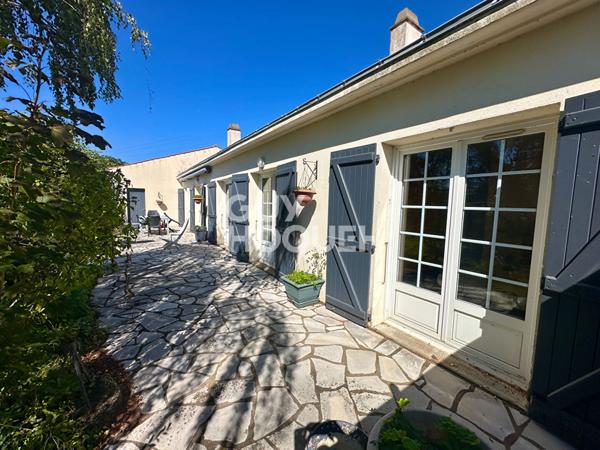 Maison à Pissotte de plain-pied de 107 m2