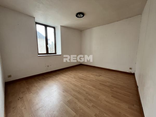 Beaugency (45190) SECTEUR MER : Maison de village à 10min de MER!!