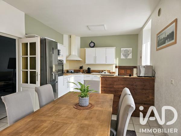 Maison à vendre 6 pièces 147,69 m² Sennecey-lès-Dijon