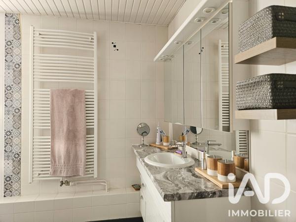 Maison à vendre 6 pièces 147,69 m² Sennecey-lès-Dijon