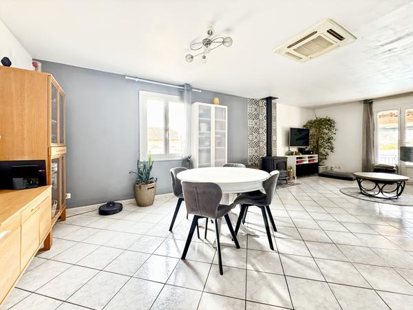 La Fare-les-Oliviers (13580) Coup de cœur ! Maison T4 de plain-pied avec piscine et garage double – La Fare-les-Oliviers