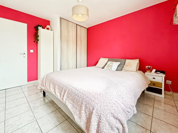 La Fare-les-Oliviers (13580) Coup de cœur ! Maison T4 de plain-pied avec piscine et garage double – La Fare-les-Oliviers