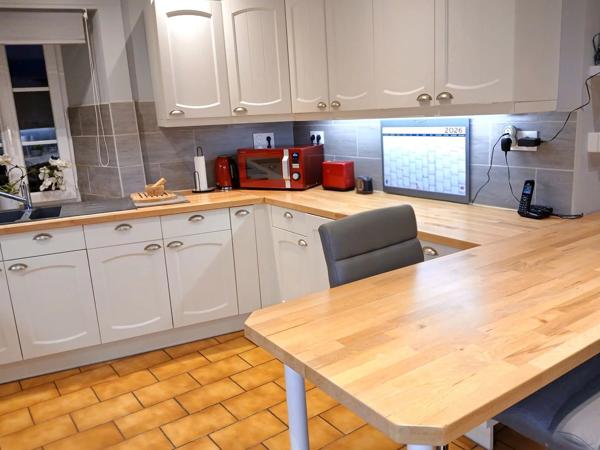 Maison de village en pierre entièrement rénovée avec 3/4 chambres
