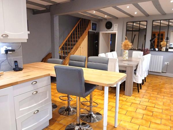 Maison de village en pierre entièrement rénovée avec 3/4 chambres