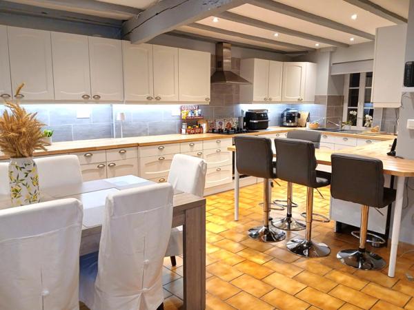 Maison de village en pierre entièrement rénovée avec 3/4 chambres