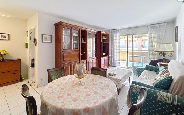 Appartement à vendre    3 pièces • 64,57 m2 Juan-les-Pins - Antibes