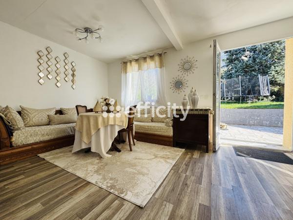 Maison 6 pièces - 112 m² Exclusivité efficity