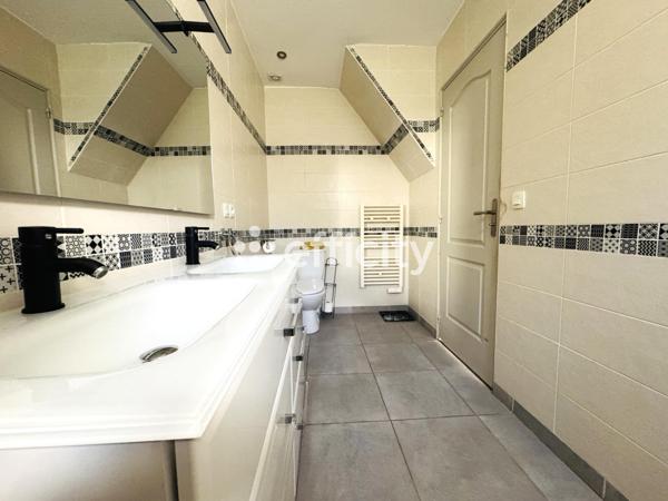 Maison 6 pièces - 112 m² Exclusivité efficity