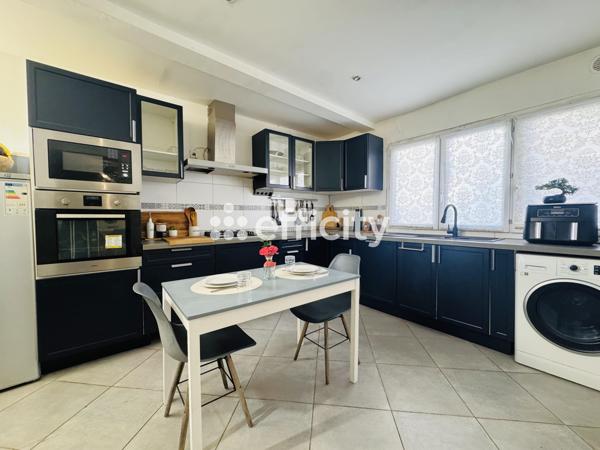 Maison 6 pièces - 112 m² Exclusivité efficity