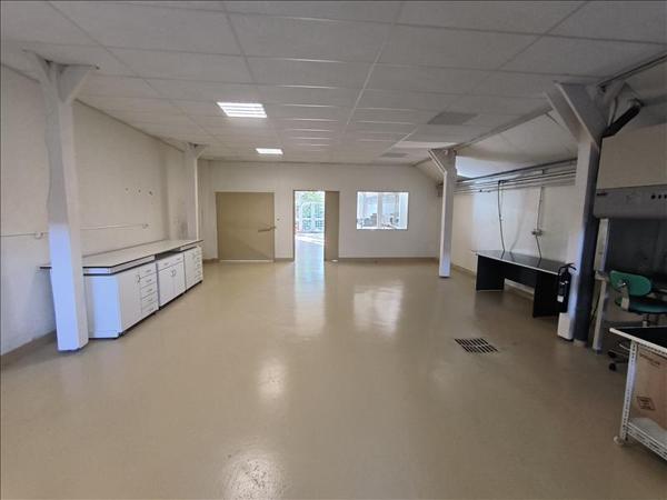 Immeuble à vendre |  Fumel |  392 m²