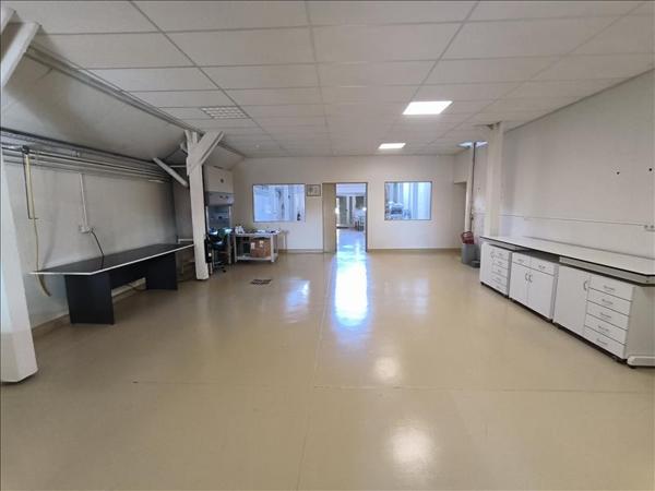 Immeuble à vendre |  Fumel |  392 m²