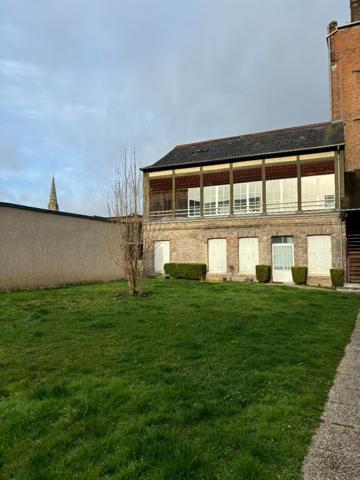 APPARTEMENT LUMINEUX