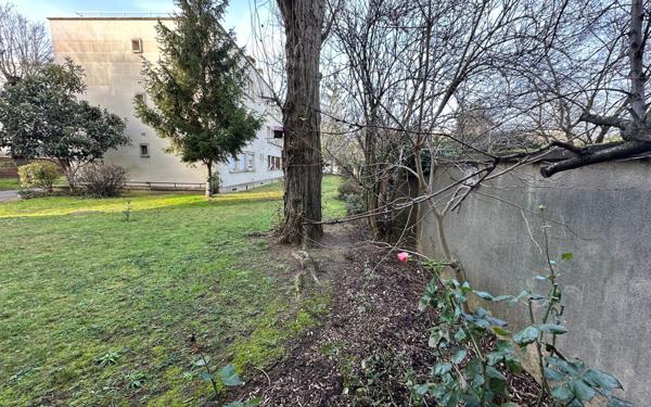 Appartement à vendre    3 pièces • 70,74 m2 Saint-Maur-des-Fossés