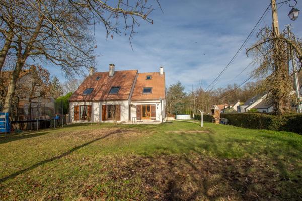 SUPERBE MAISON FAMILIALE