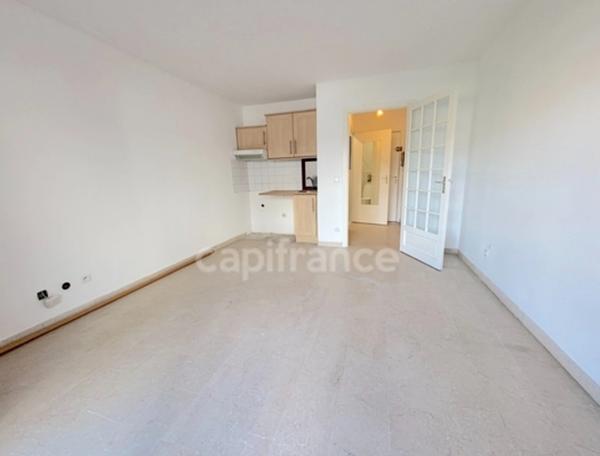 Appartement à vendre 1 pièces MOUGINS (06)