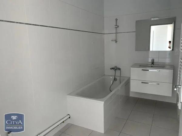 Appartement à louer 2 pièces 48.39m² Villefranche-sur-Saône (69400)