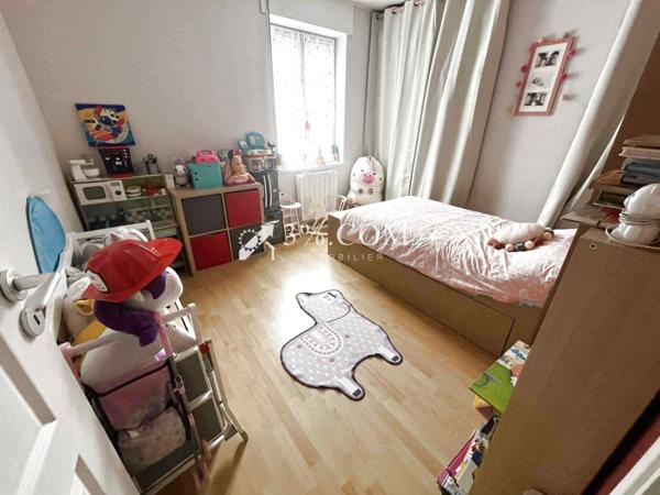 Maison 4 pièce(s) 3 chambre(s) 82 m²