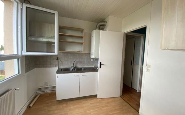 Appartement à louer    1 pièce •  Saint-Jean-de-la-Ruelle