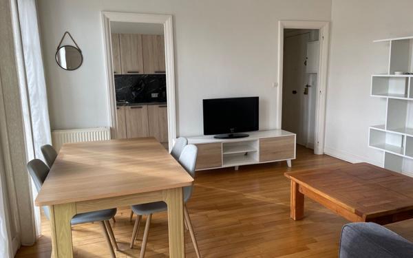 Appartement à vendre    2 pièces • 429,94 m2 Le Havre