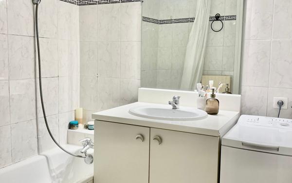 Appartement à vendre    3 pièces • 68,67 m2 Lyon 3