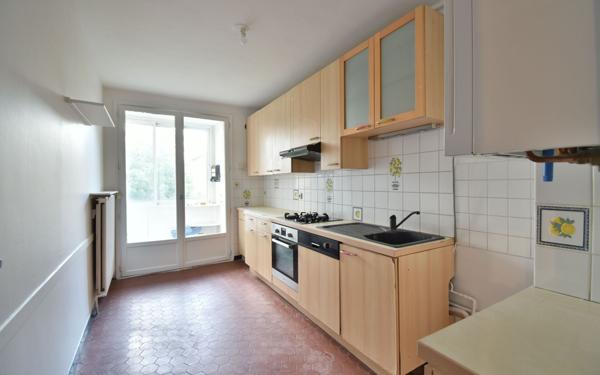 Appartement à vendre    3 pièces • 68,67 m2 Lyon 3