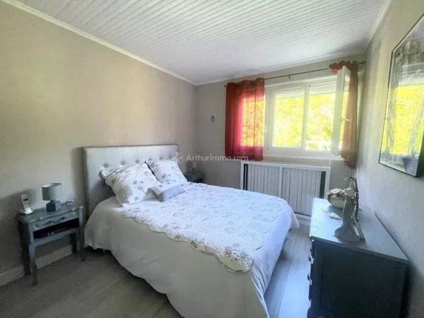 Vente                                                      Maison
                        
                     5 pièces                      125 m2                     à Thorigny-sur-Marne