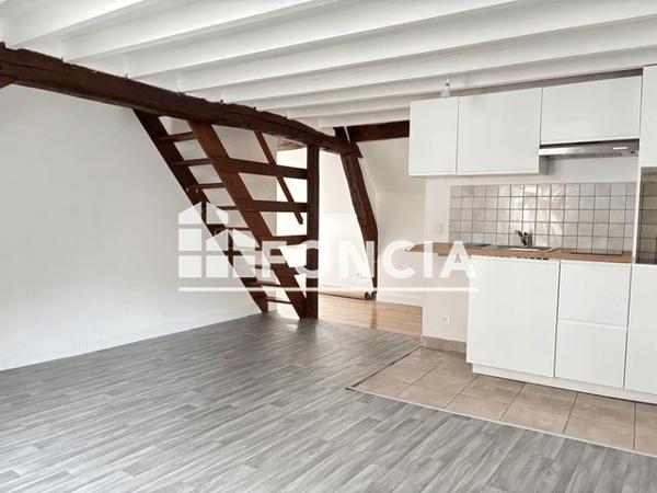 Location Studio 32.09 m² - 29 RUE SAINT MARTIN Etampes 91150