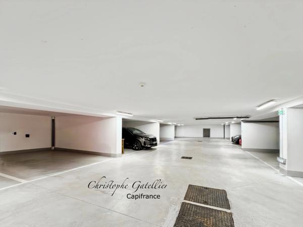 Appartement de prestige 136 m² – 5 chambres – Résidence 2022 – Bellevue – Gare à pied – Terrasse/Balcon – Double parking