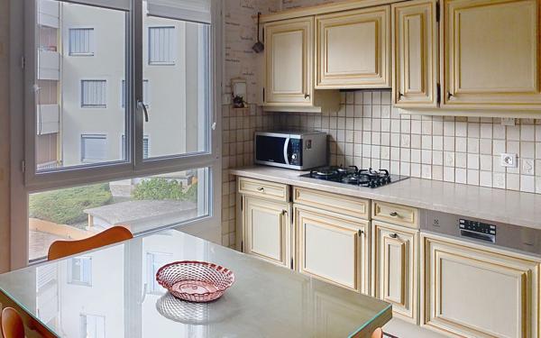 Appartement à vendre    4 pièces • 101 m2 Saint-Étienne