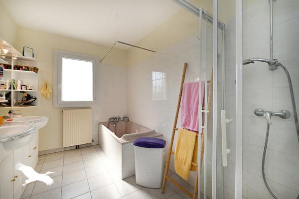 Maison à vendre |  Chasseneuil-sur-Bonnieure |  5 pièces | 113 m²
