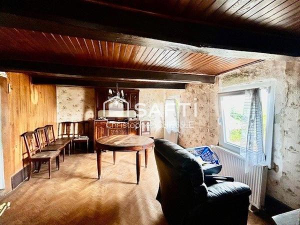 Corps de ferme à rénover avec dépendances