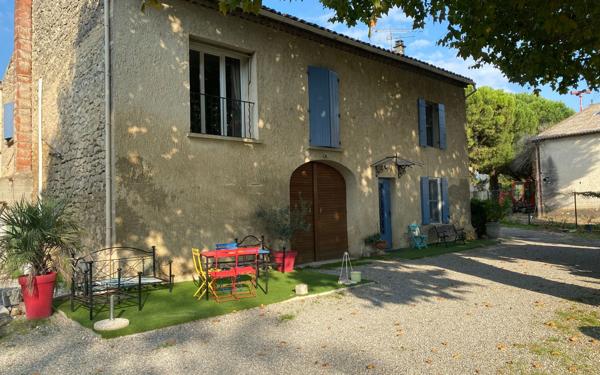 Maison à vendre    6 pièces •  Mallemort