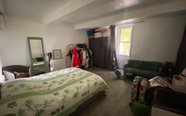 Maison à vendre    6 pièces •  Mallemort