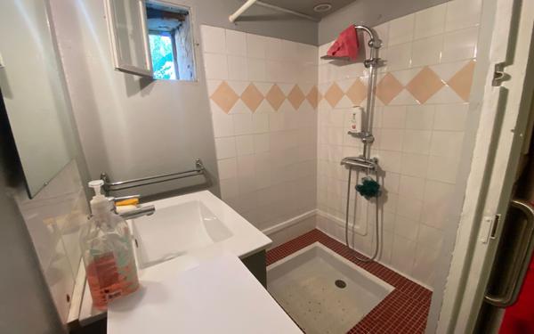 Maison à vendre    6 pièces •  Mallemort