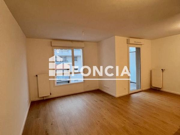 Location Studio 35.84 m² - 1 avenue du Général Leclerc Deville-les-rouen 76250