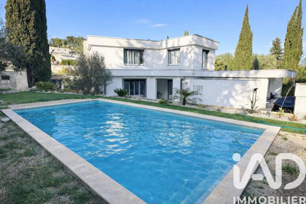 Maison à vendre 5 pièces 192 m² Carnoux-en-Provence