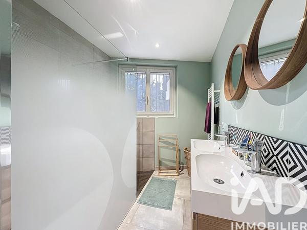 Maison à vendre 5 pièces 192 m² Carnoux-en-Provence