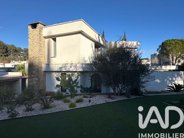 Maison à vendre 5 pièces 192 m² Carnoux-en-Provence