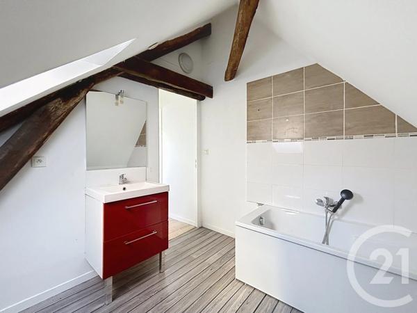 Appartement F3 à vendre  3 pièces - 81 m 2   TROYES  - 10