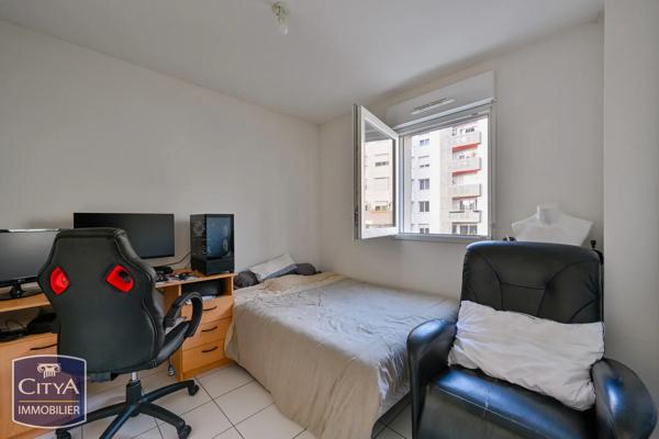 Appartement à vendre 3 pièces 64m² Saint-Nazaire (44600)