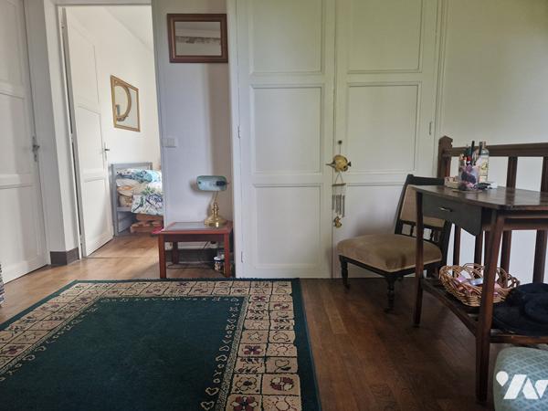 Deux maisons communicantes ( 360 m2) , possibilités de location sur un terrain de 470 m2