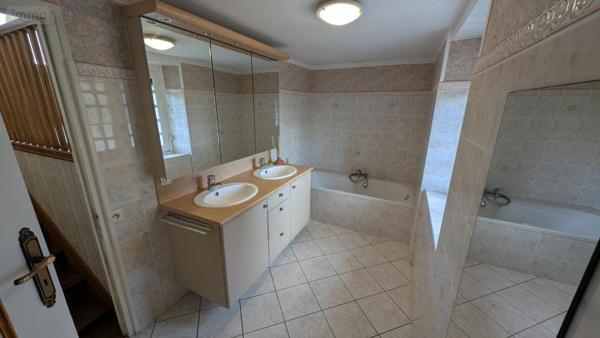 Maison à vendre à Fleury dans la Manche (50800), ref : 50038-2685