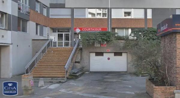 Parking à louer Le Mans (72000)