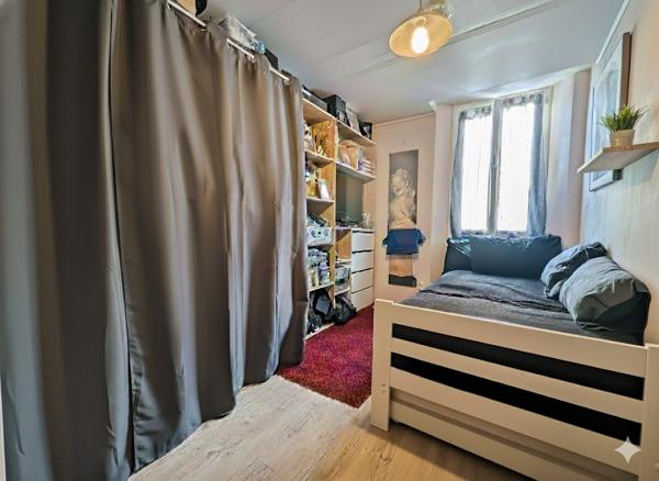 STOP AFFAIRE T3 44m² Centre ville LA LONDE 175000