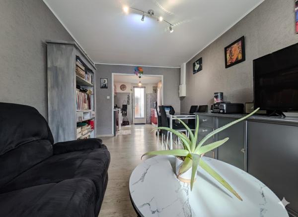 STOP AFFAIRE T3 44m² Centre ville LA LONDE 175000