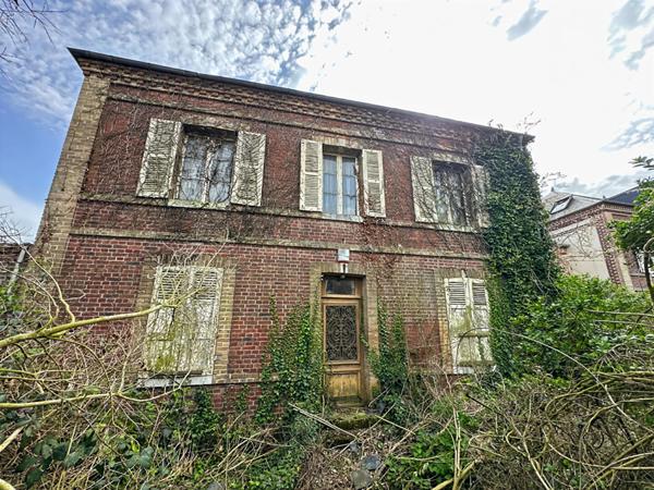 ETREPAGNY HYPER CENTRE VILLE JARDIN